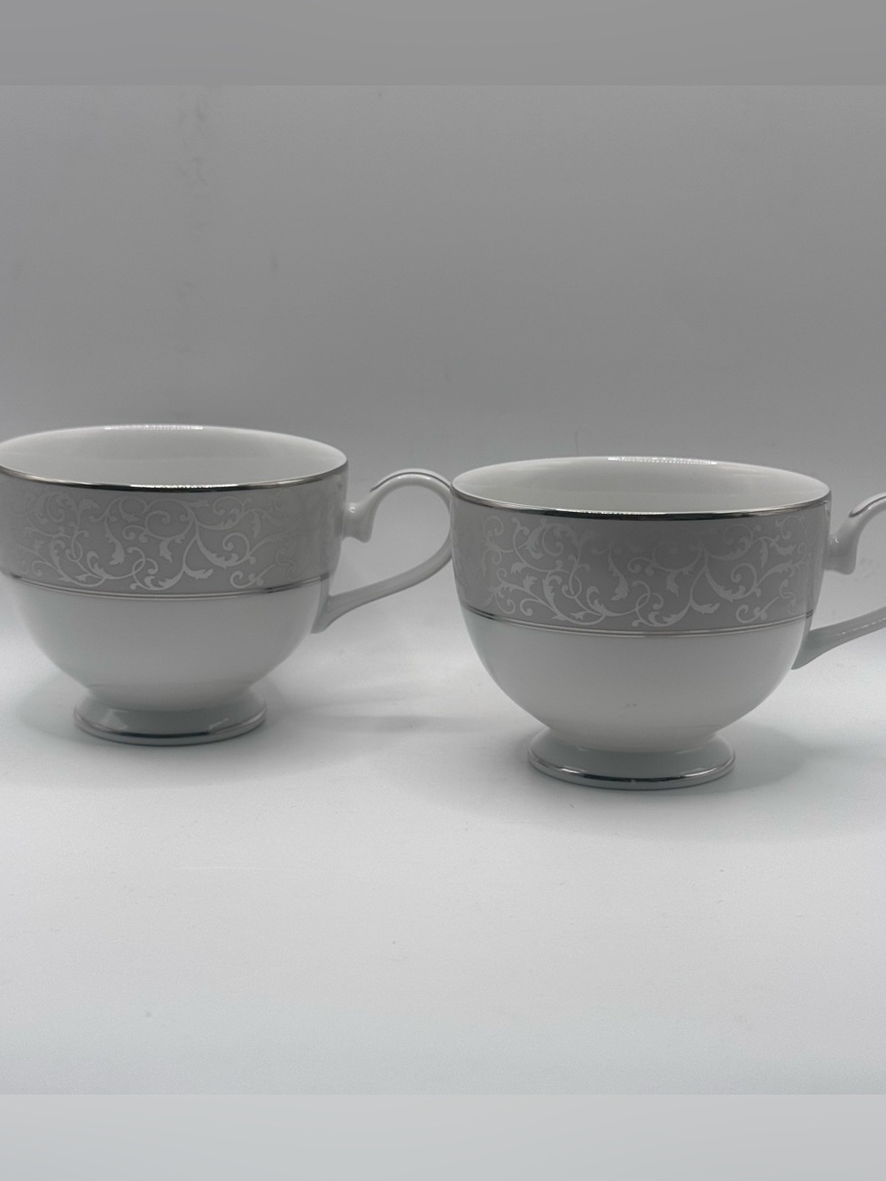 Mikasa Parchment pattern (Model #L3438), Set of 2, Excellent condition